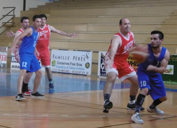 faute au basket en 4 lettres