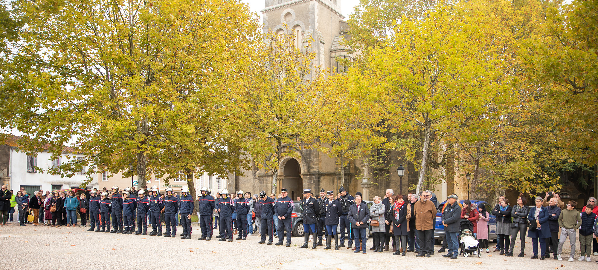 0 Sapeurs-pompiers gendarmes conseil municipal et public 1bis 111122.jpg