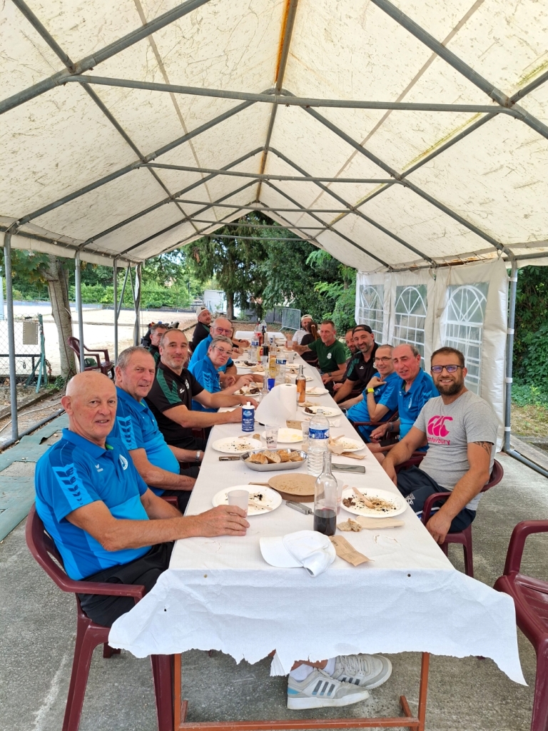 Indipensable à la vie du club : L'esprit sportif mais aussi le plaisir d'un bon repas partagé