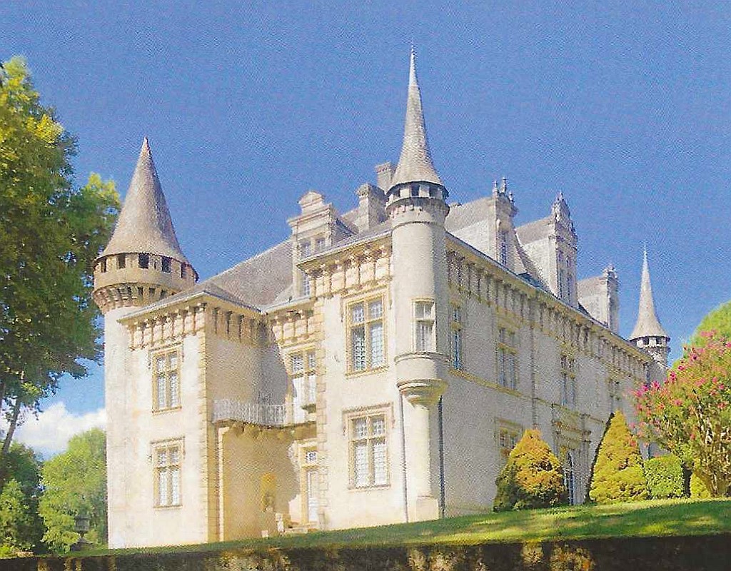 Chateau de Fondat.