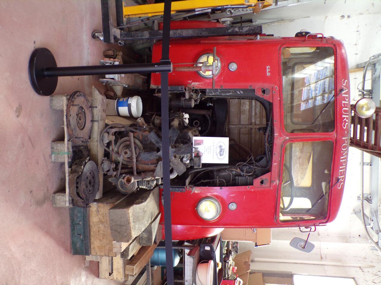 Camion Berliet cherche moteur...