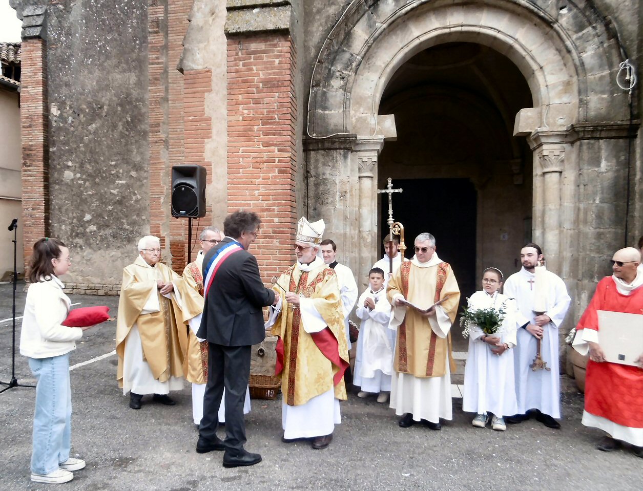 Remise de la clé par le Maire