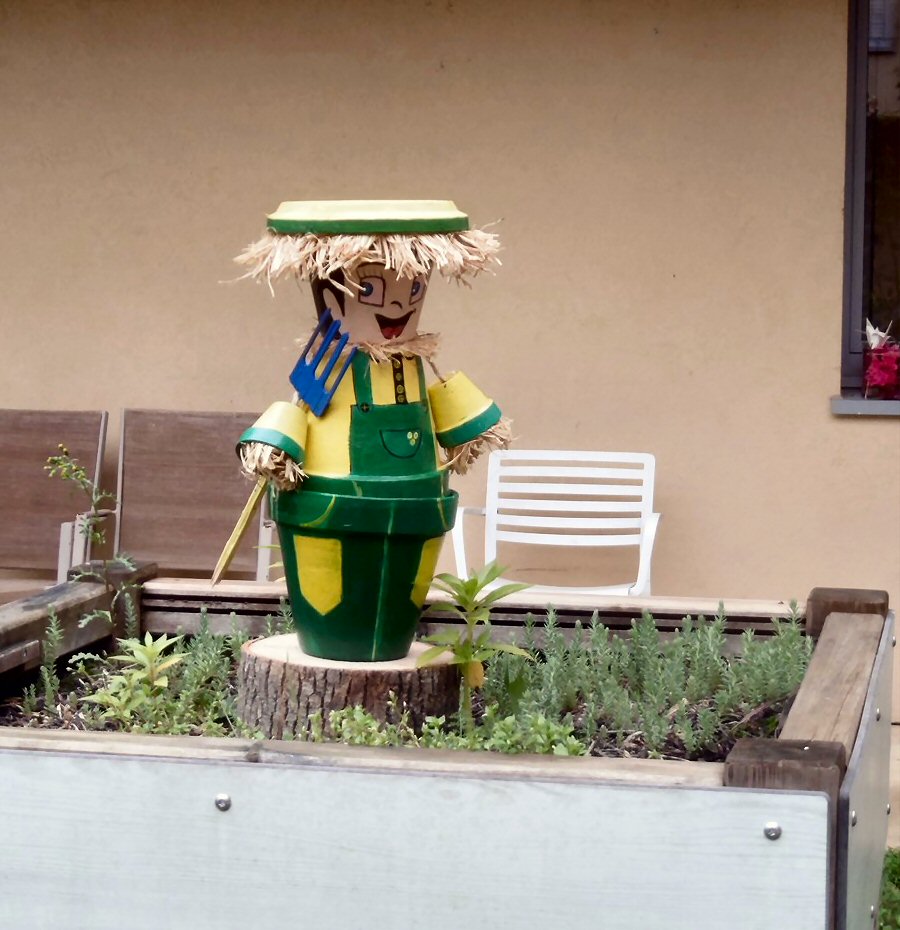 N'est-il pas beau, le jardinier?