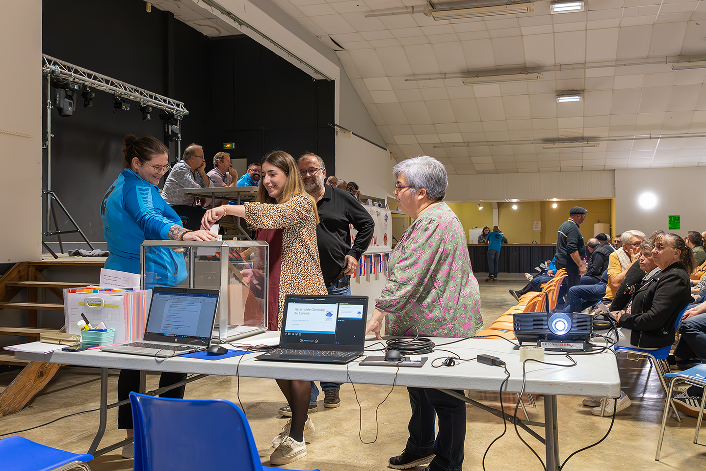 vote pour les membres du comité