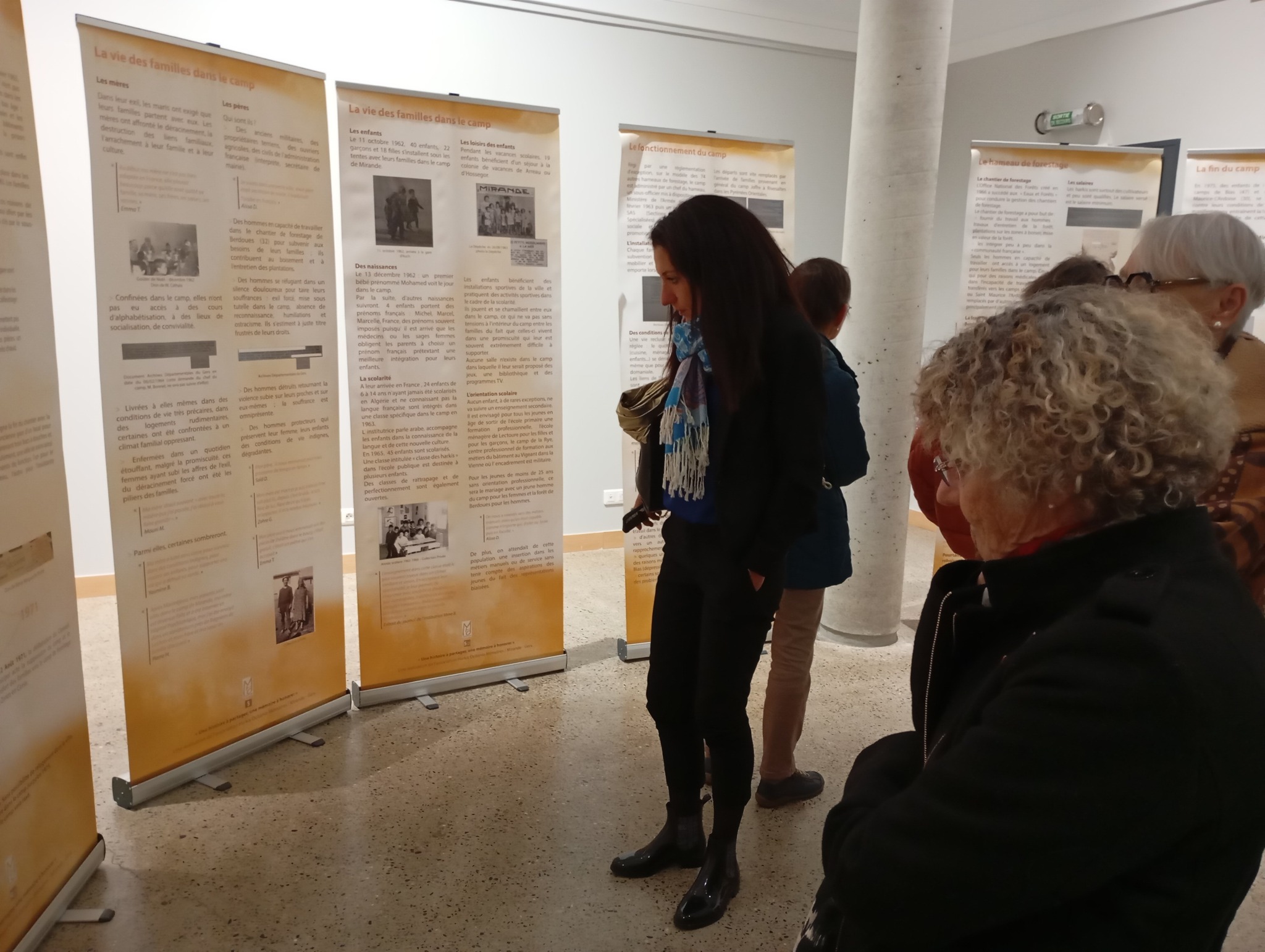 Visite de l'exposition réalisée par l'association H.O.M.