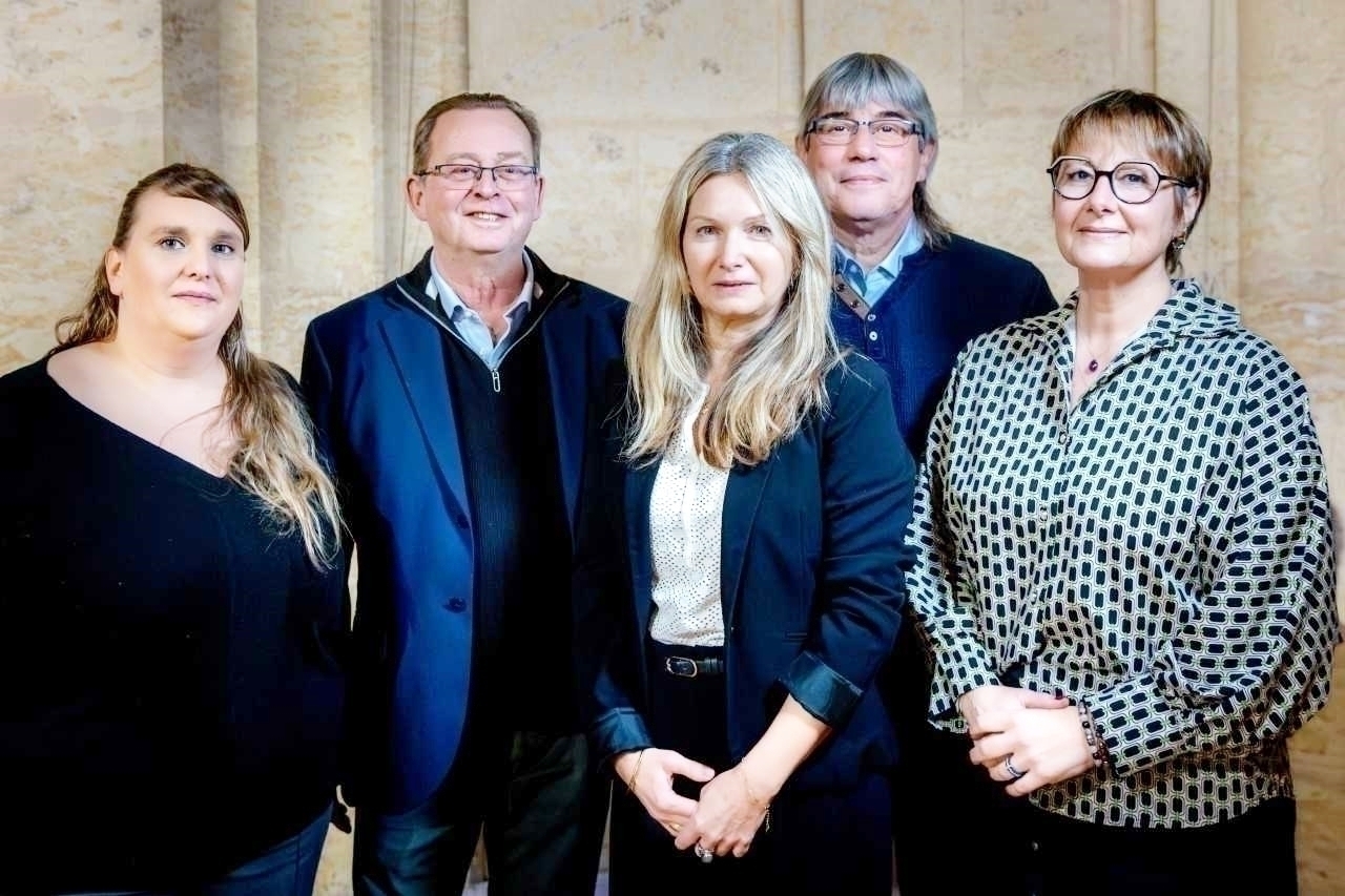 Irène Bénard, Eric Cadoré, Isabelle Castéra, Philippe Cibin, Fabienne Sénac.