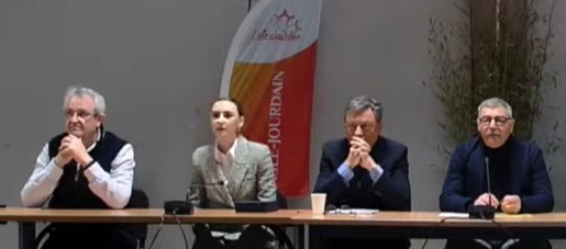 Denis Petrus, Eloise Davezac, Eric bizard, Yannick Ninard au tout début du Conseil Municipal