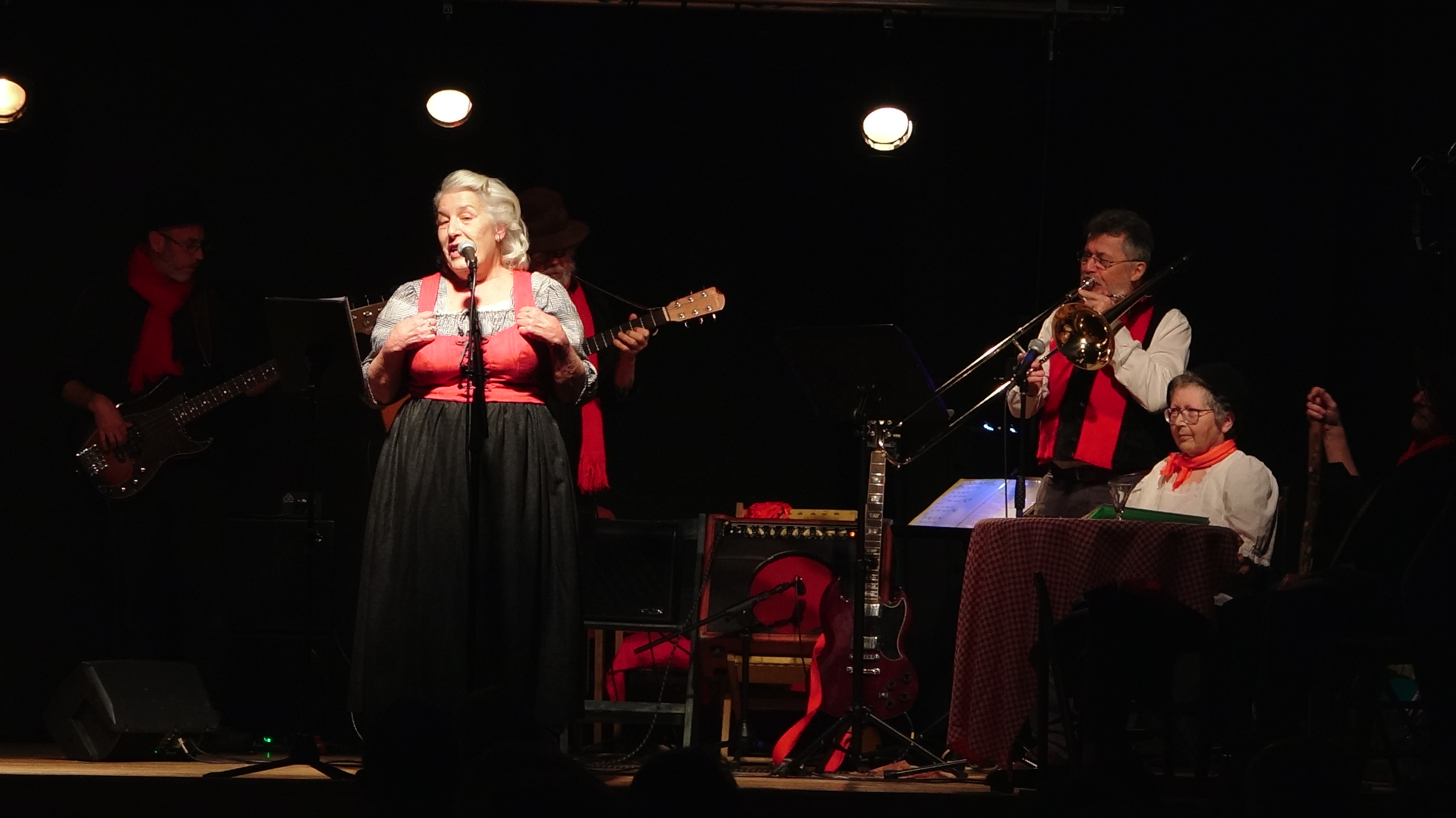Un cabaret qui met à l’honneur 2 grands artistes du siècle dernier