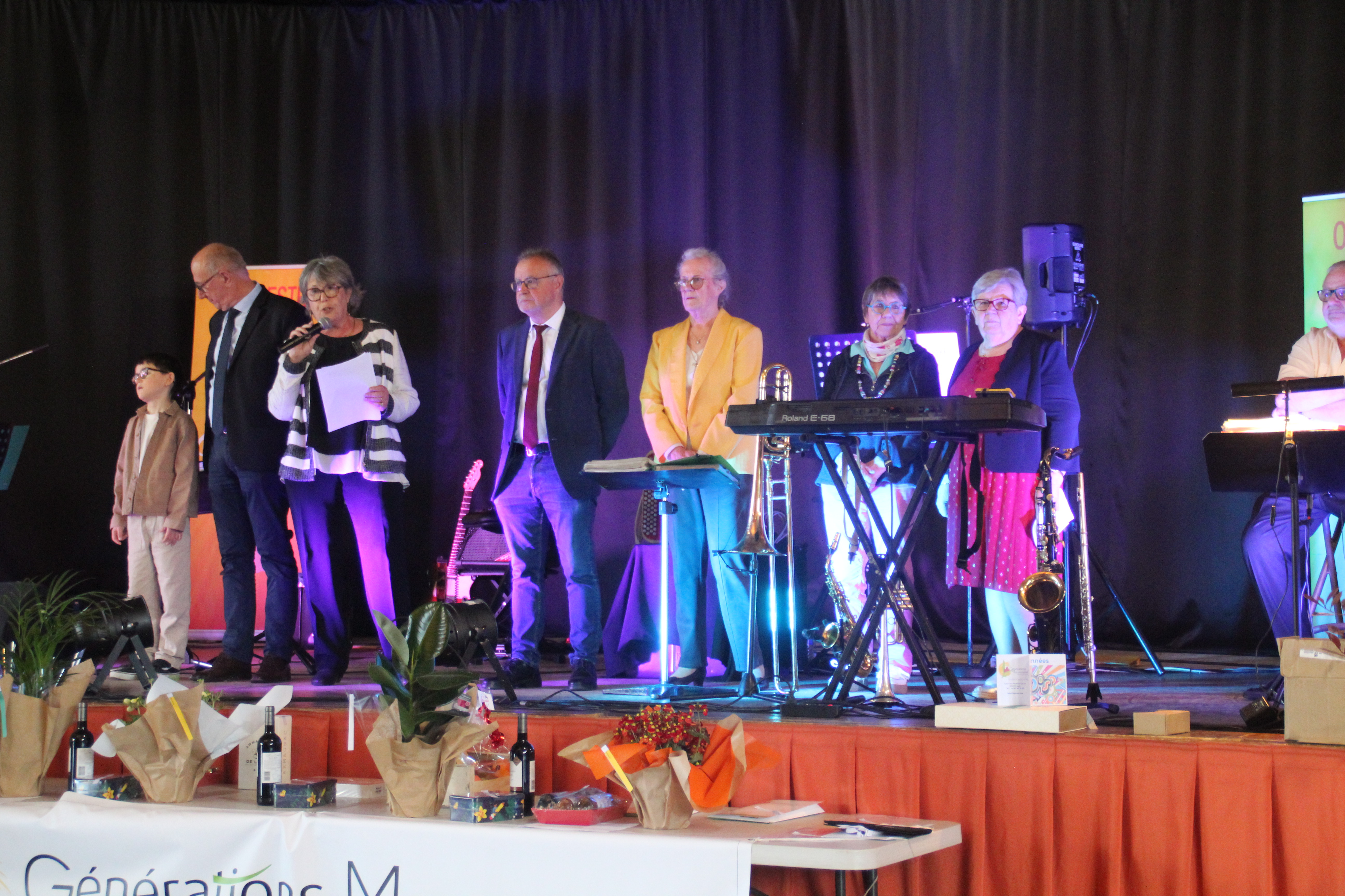 F Villeneuve S Macabiau P Dupouy N Dardenne M Guillory P Darrieutort.