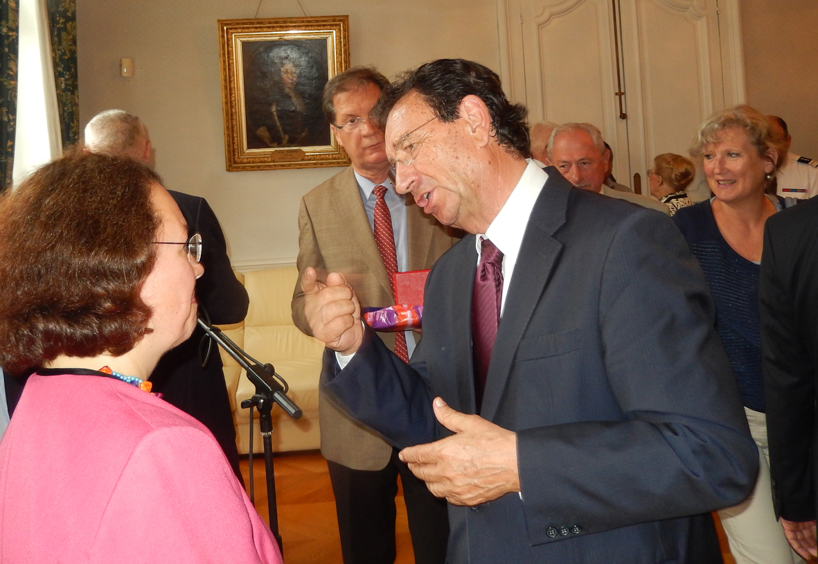 sous prefete depart100915_073.jpg