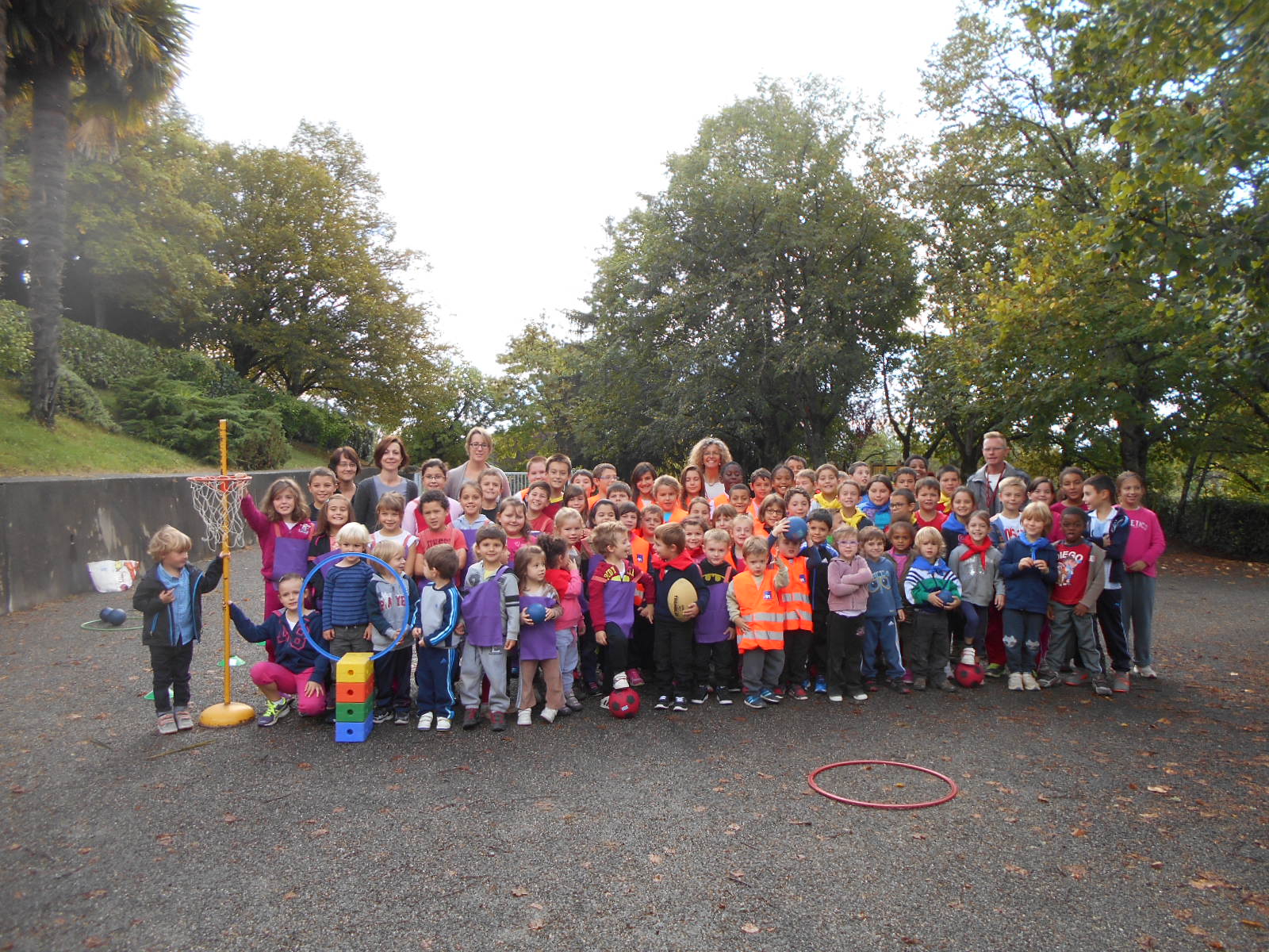 photos journée du sport à l'école septembre 2015 001.JPG