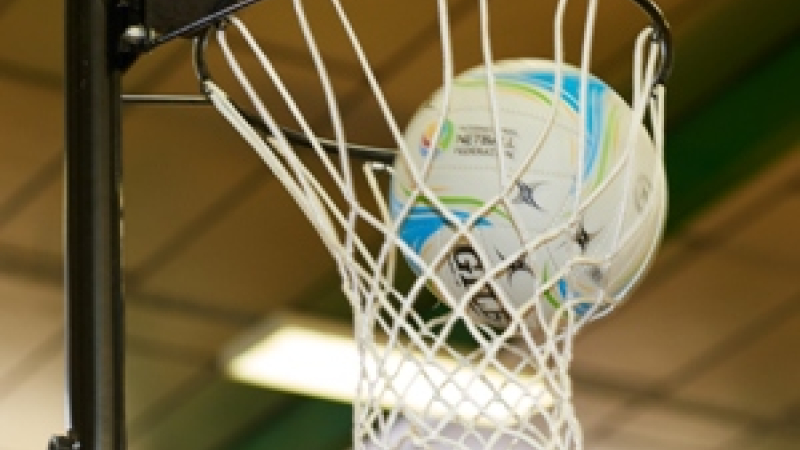 L'ISLE-JOURDAIN  -  NETBALL  -