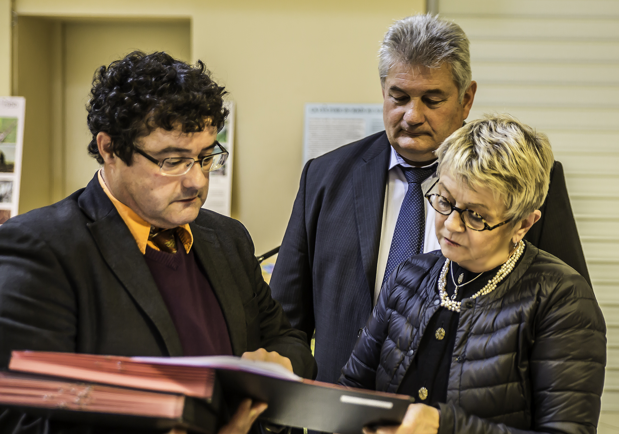 Michel Hue Elisabeth Dupuy-Mitterrand Bernard Gendre 1bis 131115.jpg