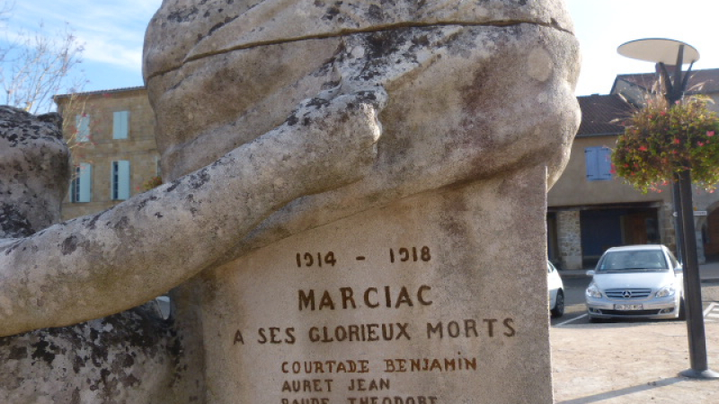 MARCIAC Nouvelle inscription au monument aux morts