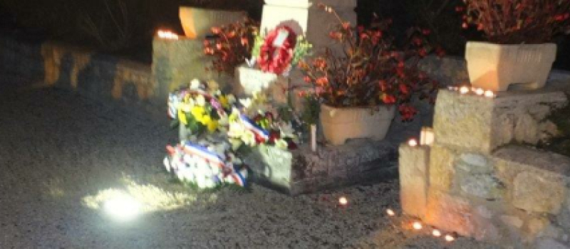 MAIGNAUT-TAUZIA Les Maignautois ont observé une minute de silence lundi 16 novembre à 20 h 30