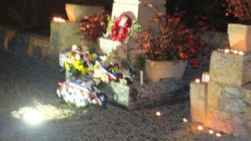 MAIGNAUT-TAUZIA Les Maignautois ont observé une minute de silence lundi 16 novembre à 20 h 30