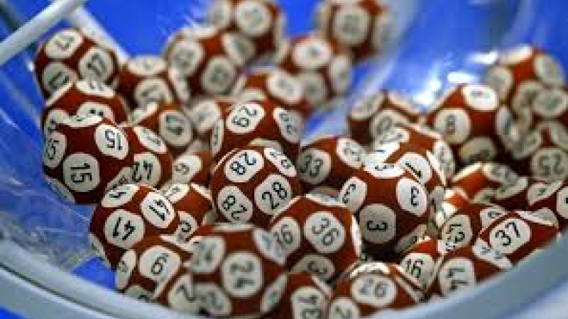 MIRANDE LE GROS DU LOTO