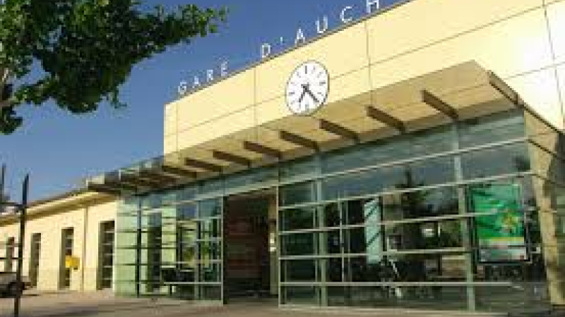 AUCH Accessibilité la gare d'Auch