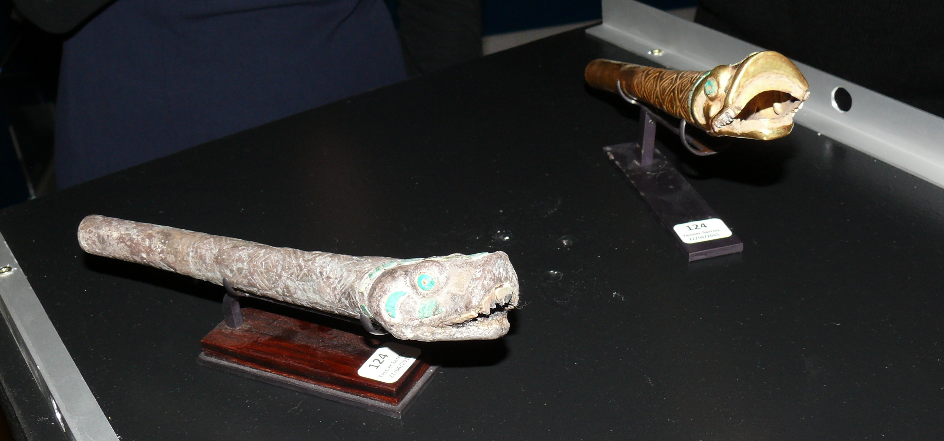Les 2 sceptres.JPG