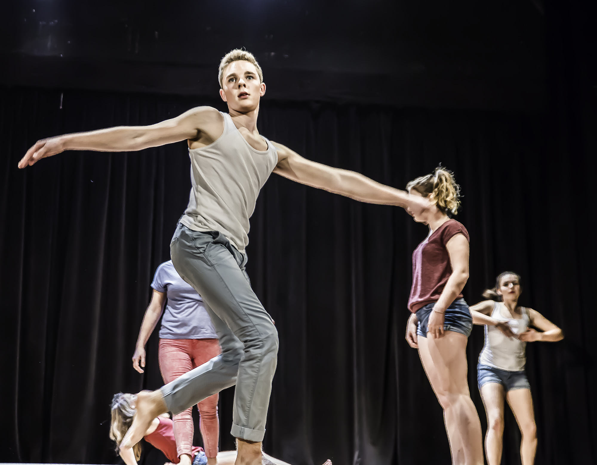 12 Les jeunes danseurs 1bis 131215.jpg