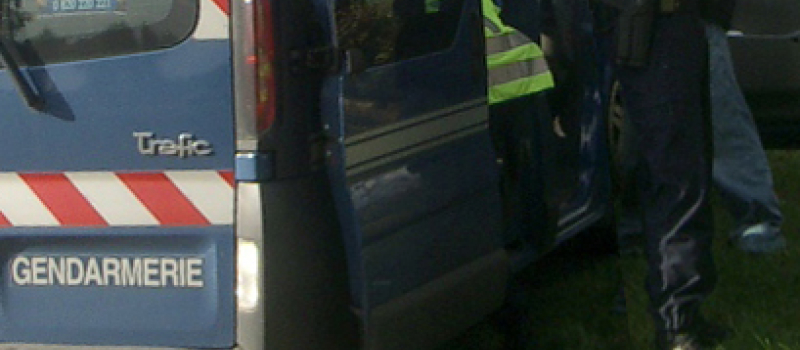 CONDOM