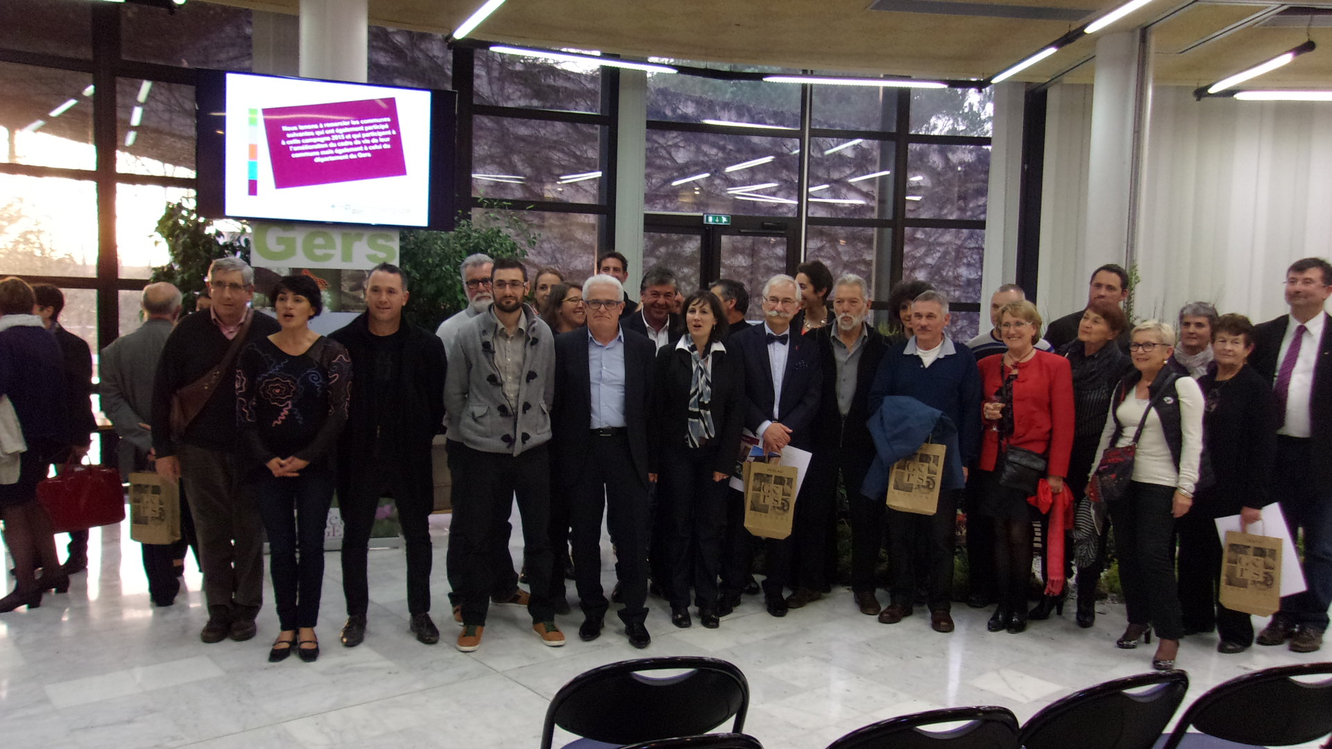 les membres du jury label village fleury.JPG