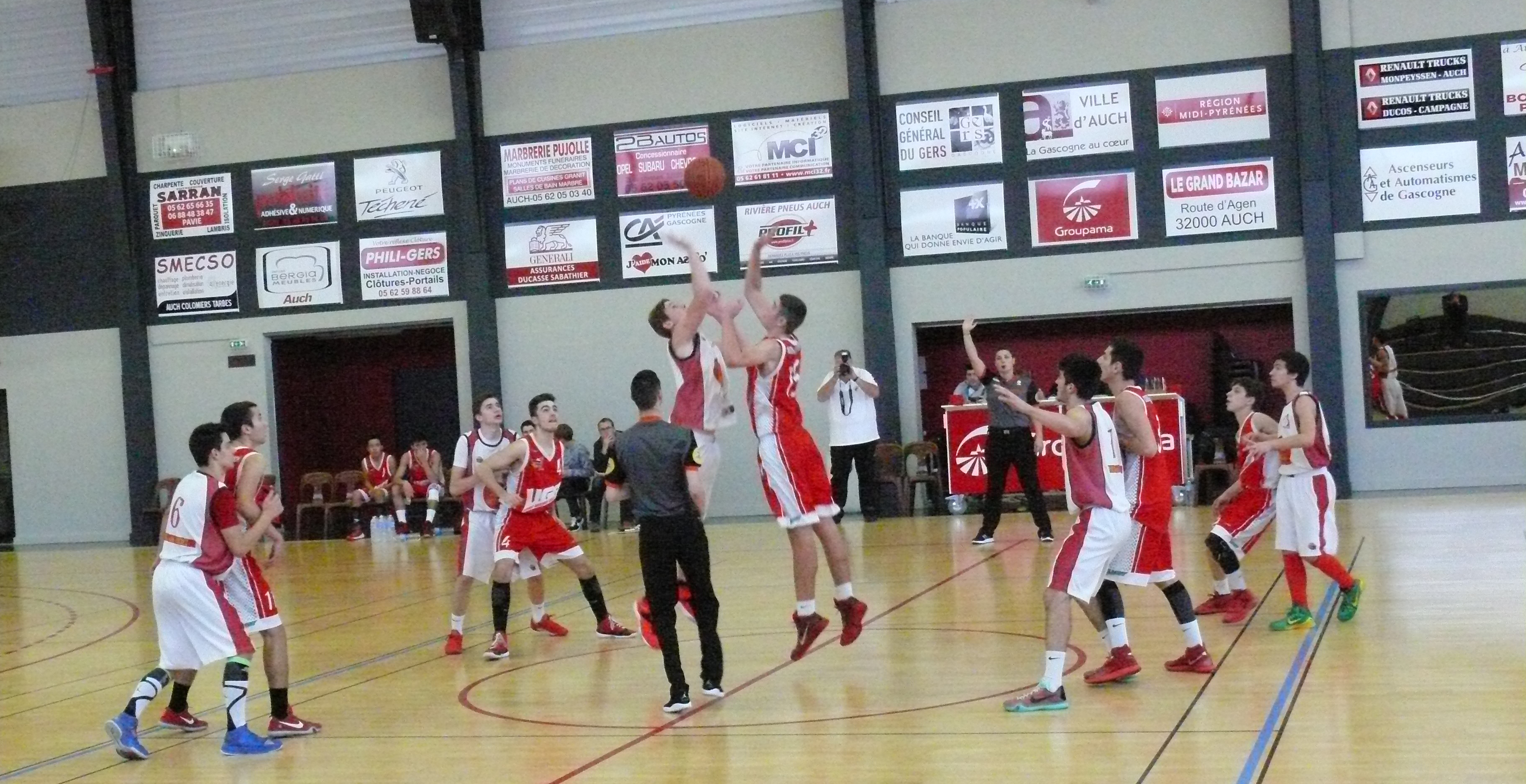 UGB RODEZ.JPG