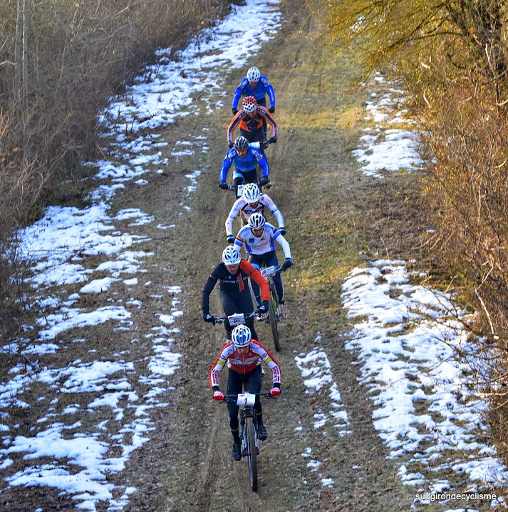 Challenge-de-la-Lomagne-VTT-2015-la-course-Mauvezin1.jpg