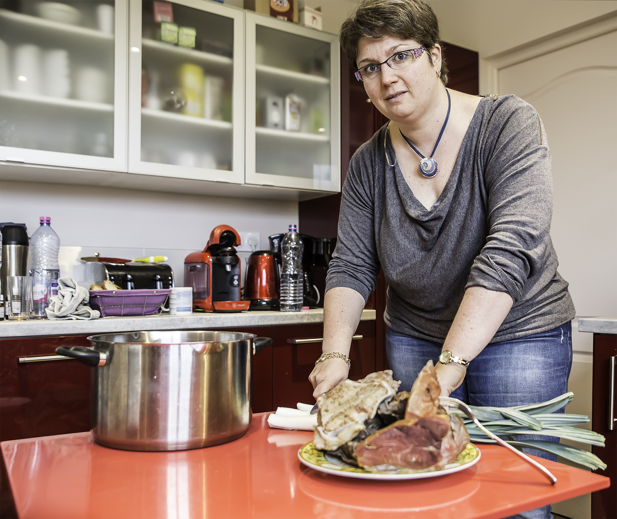 Sylvie Lafourcade dans sa cuisine 1bis 180116.jpg