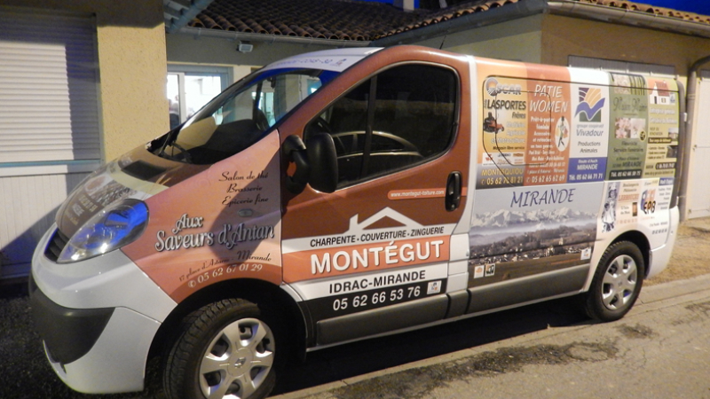 Un minibus pour la résidence de lézian