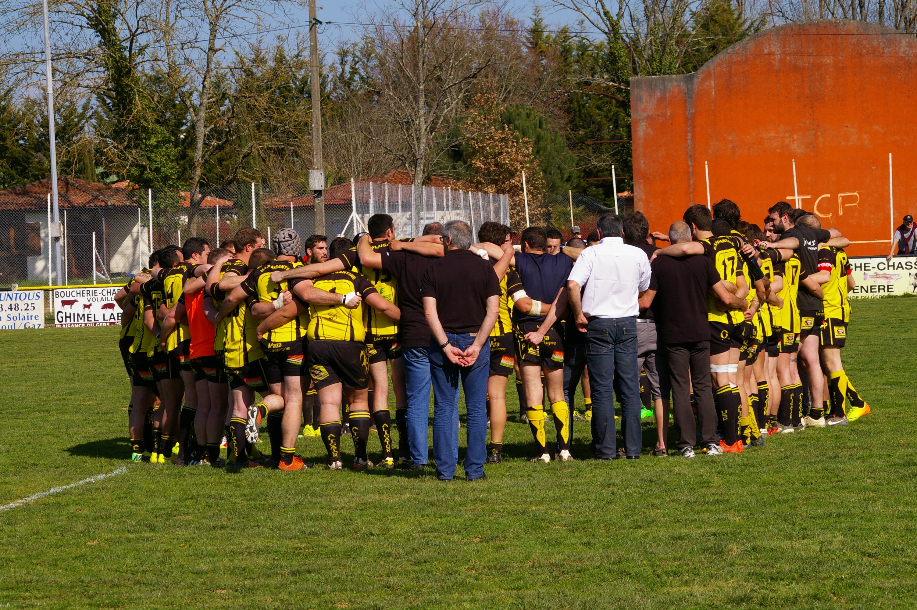 Minute de silence avant le début de la rencontre