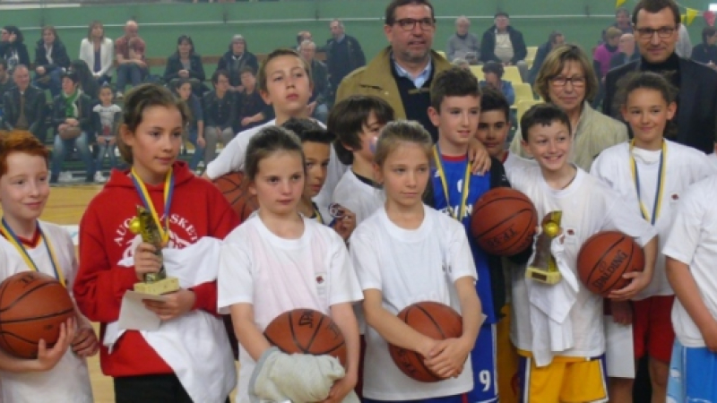 BASKET-BALL : TROPHÉE MICHEL COMMERES 