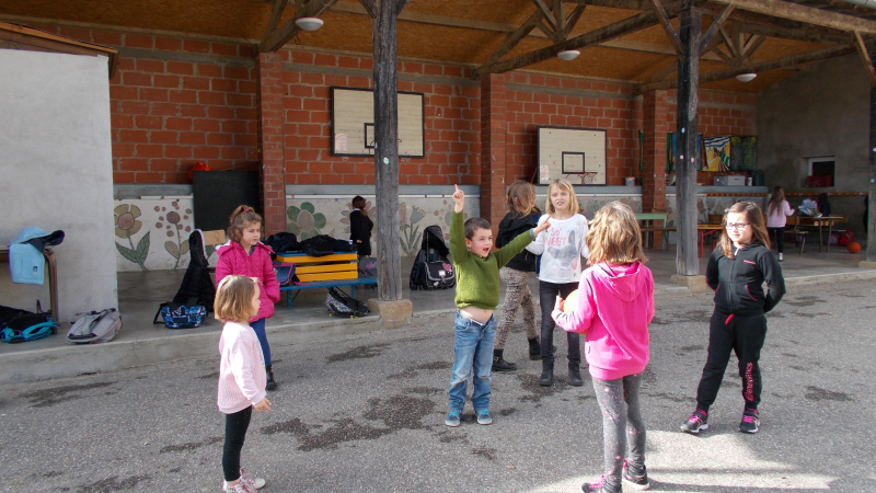 Carnaval pour les écoles de Saint Sauvy et Sainte Marie