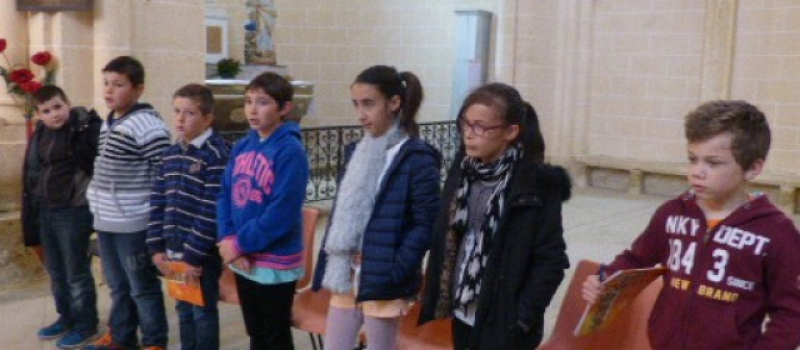 La messe dominicale à la chapelle