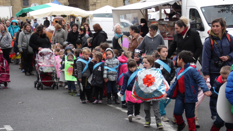 Le carnaval des écoles jeudi matin 