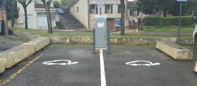 Borne de recharge électrique