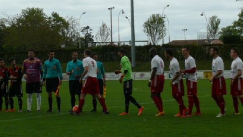 FOOTBALL : Après une première mi-temps insipide, Auch s'offre une seconde période euphorique