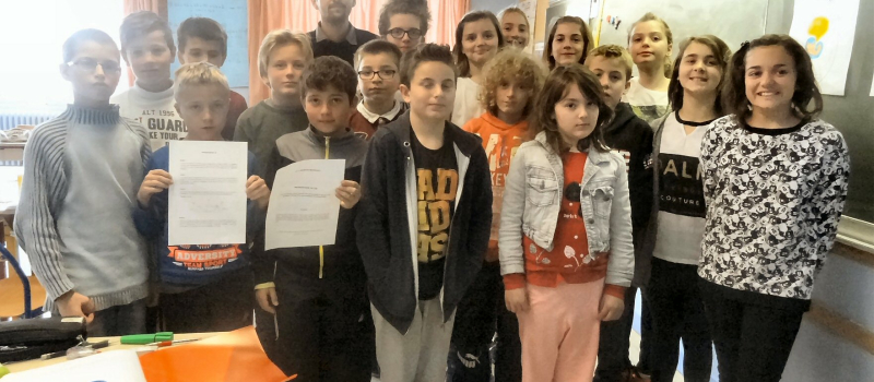 Félicitations pour les élèves de CM2, premiers de l'Académie au concours du Parlement des Enfants