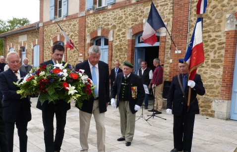 Le dépot de gerbe fes alliés