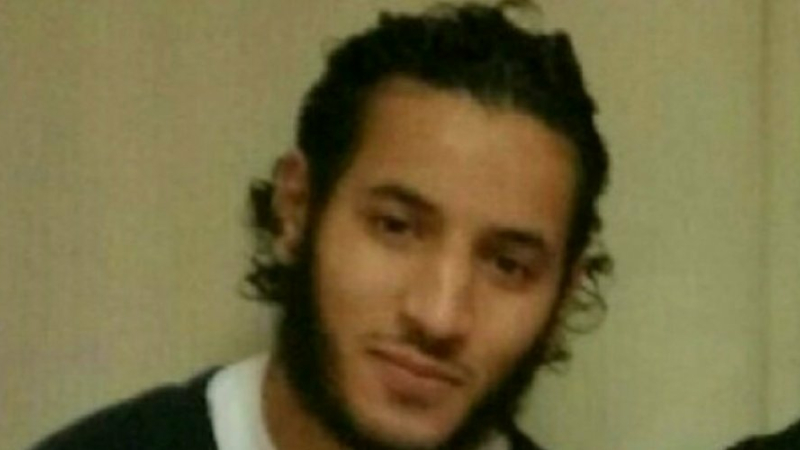 Un couple de fonctionnaires de police tué par un jeune se revendiquant de "Daech"