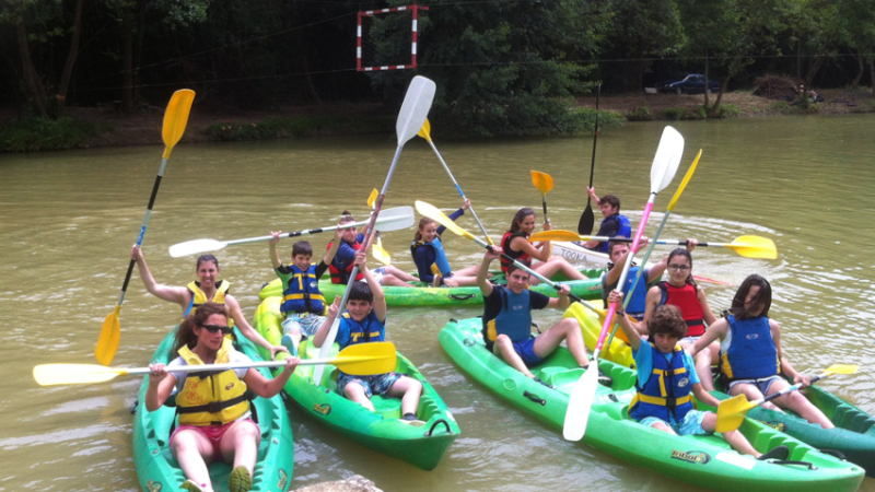 Jumelage, las jovenes de la Eliana au Canoé Kayak club