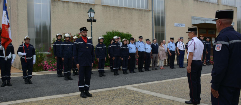 Passation de pouvoirs au centre de secours