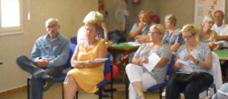 L’Ecole est finie au club de bridge.