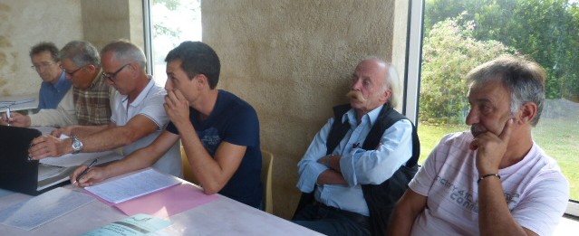 les membres du Bureau avec le président Auriélen Artus
