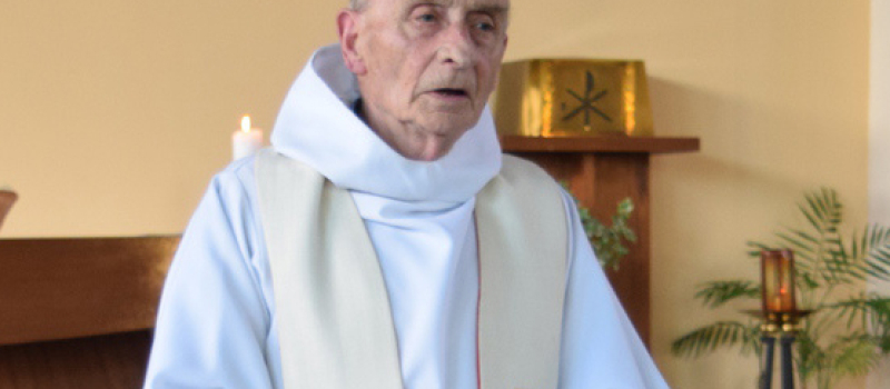 Hommage au père Hamel curé de Saint-Etienne-du-Rouvray