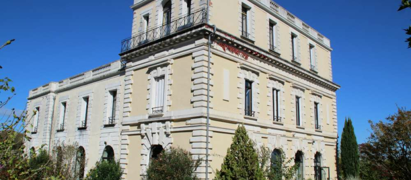 Cazaubon : Visite et découverte de Cazaubon et de son histoire