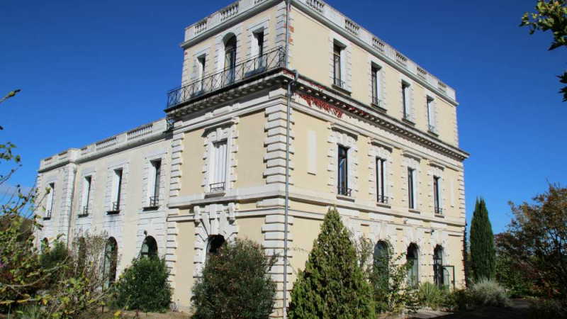 Cazaubon : Visite et découverte de Cazaubon et de son histoire