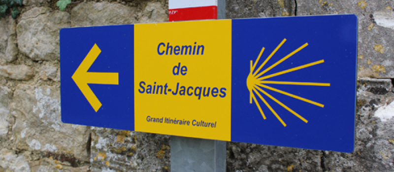 Abbaye de Flaran, halte Majeure sur les Chemins de Saint-Jacques! Qu’est devenu le panneau?