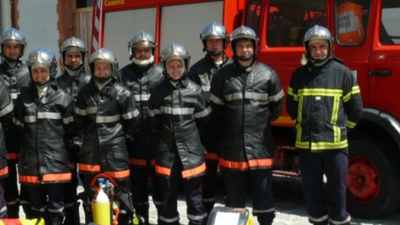 Ils apprennent le métier de sapeur-pompier