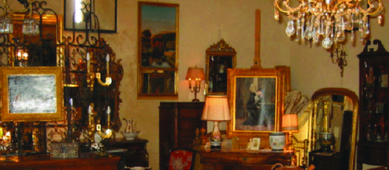 Salon d' Antiquités                  